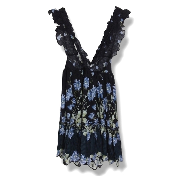 NWT Free People Bali Wild Daisy Slip in Black Combo $88 - Picture 5 of 9